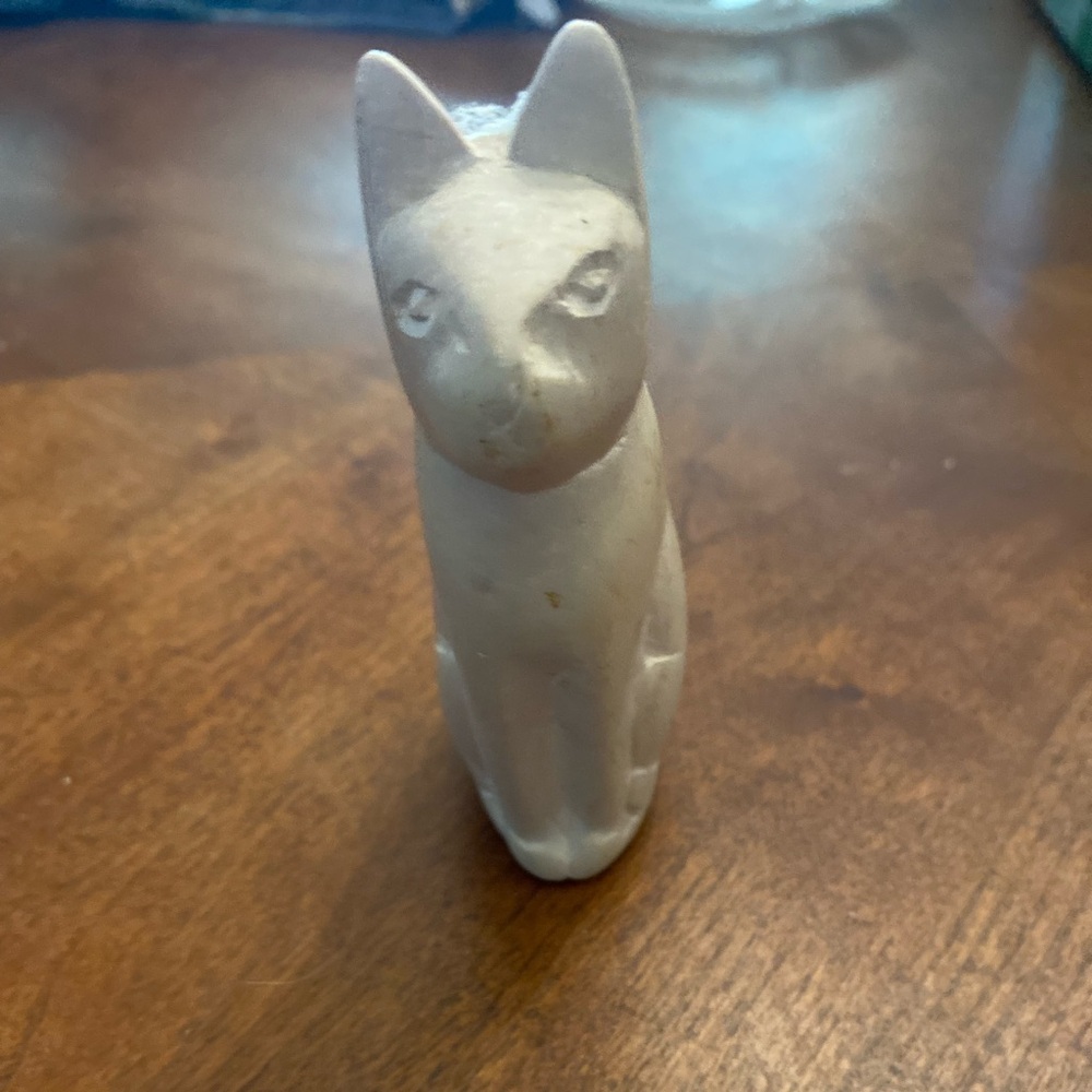 Cat FIgural Carved of Stone About 3 in Tall